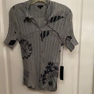 Komarov Gray and Black Floral Blouse